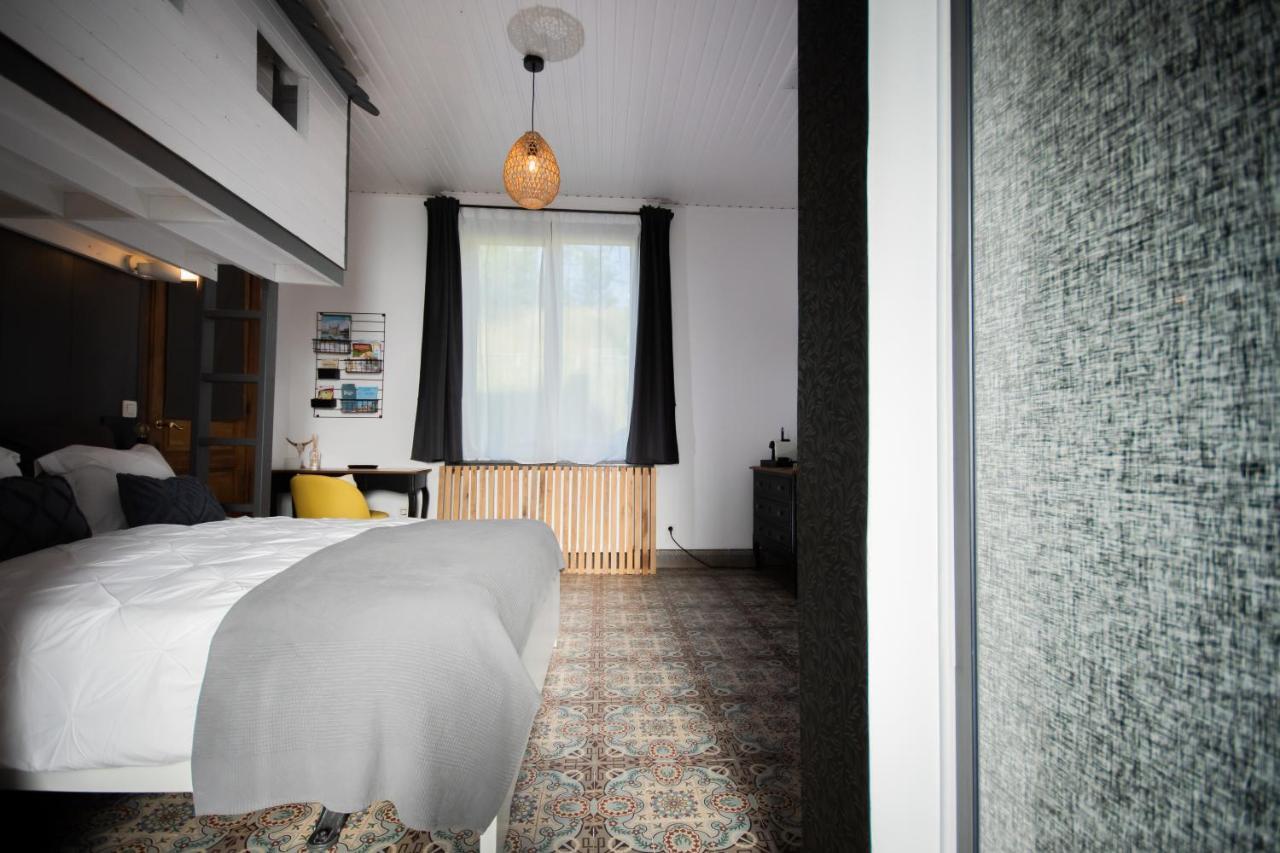 Au Calme De Hosdent Bed and Breakfast Braives Exteriör bild